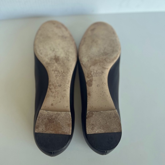 Chloé - Lauren Scalloped Leather Ballet Flats - Black Leather - Picture 3 of 7